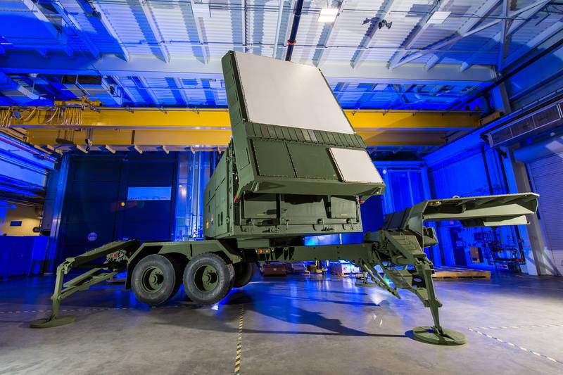 Raytheon Unveils New Patriot Radar at AUSA Global 16