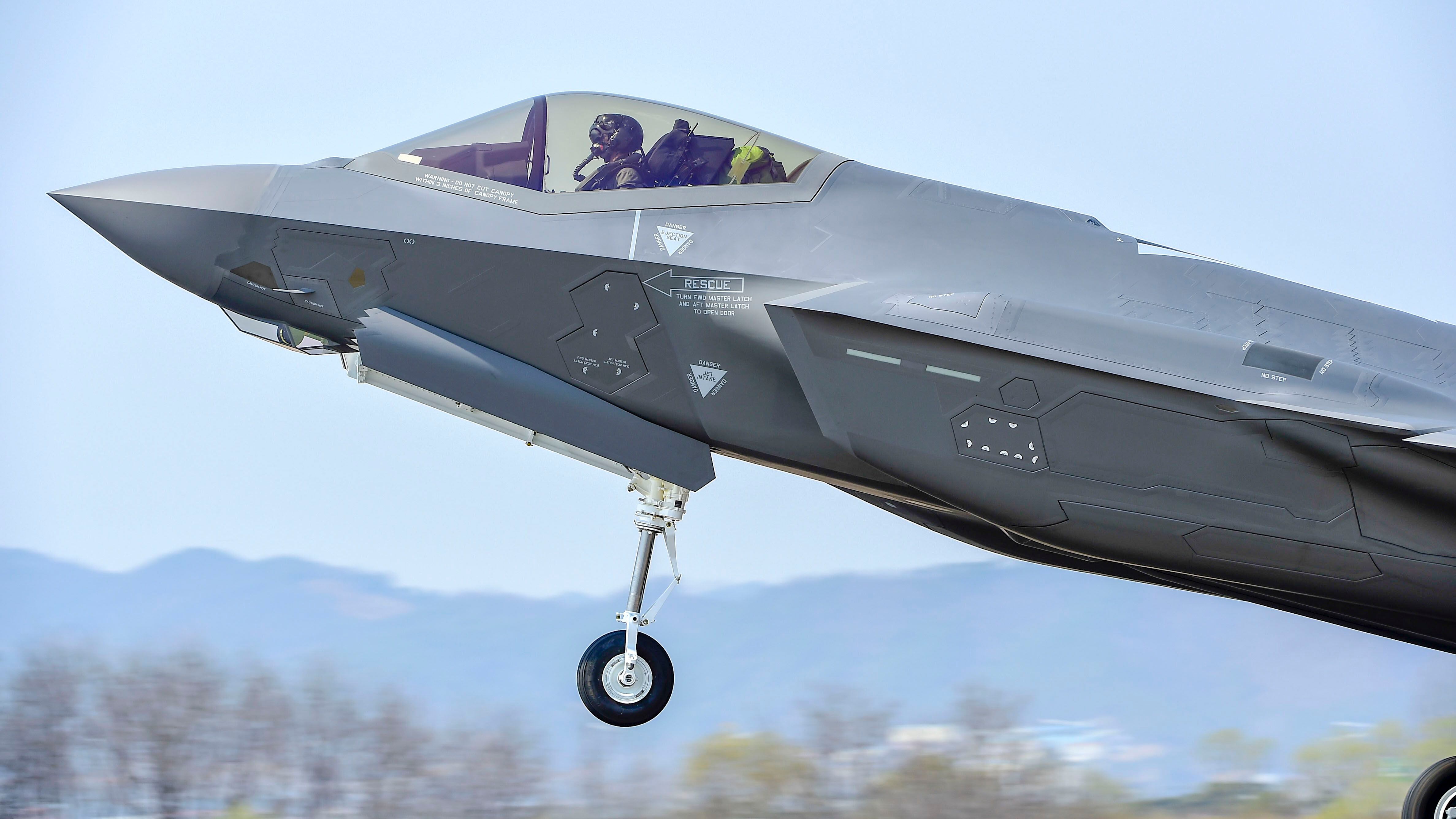 South Korea Grounds F 35a Fleet After Belly Landing