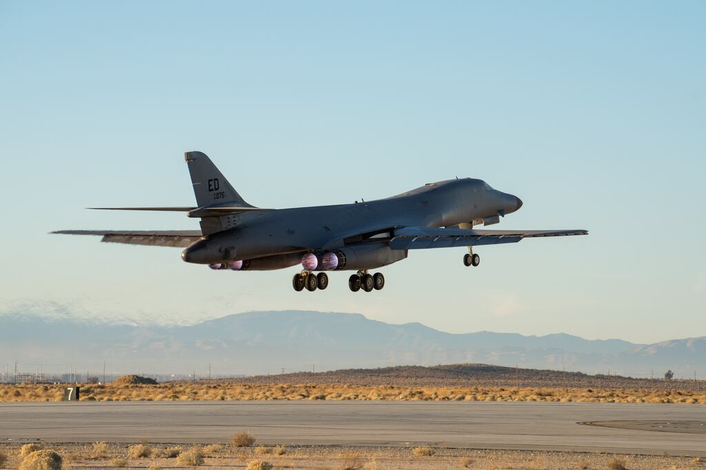 The B-1B just launched a cruise missile externally. Hypersonic missiles ...